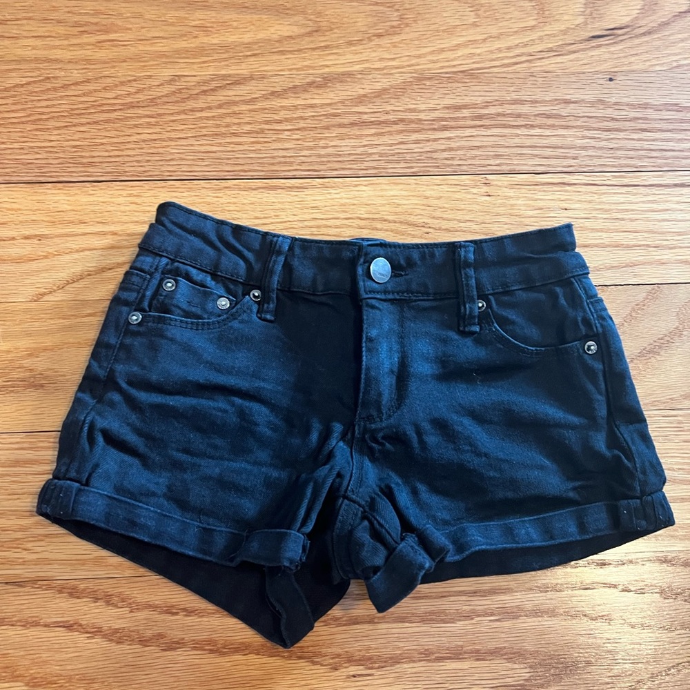 GIRLS size 7 Tractr black denim shorts